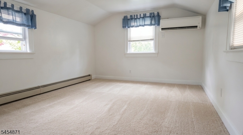 45 Brook St Property Photo 25