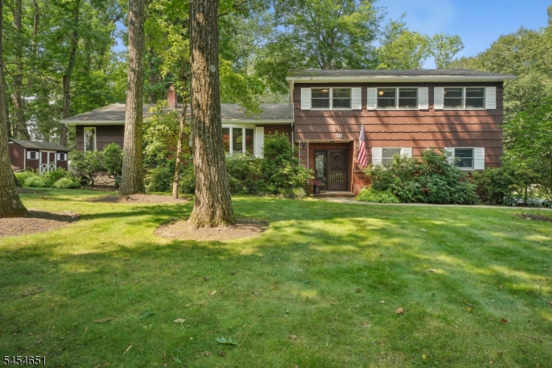 18 Holly Dr Property Photo 1