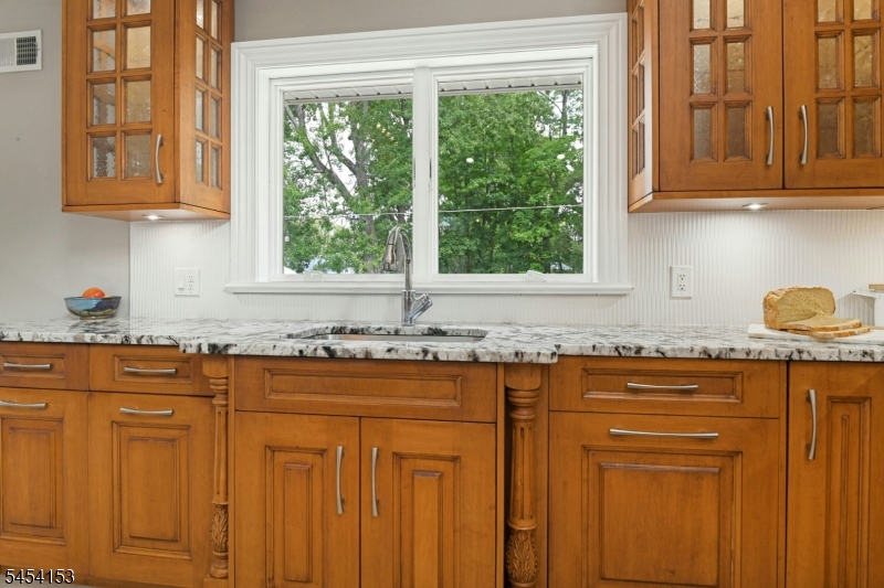 1253 Maple Hill Rd Property Photo 16