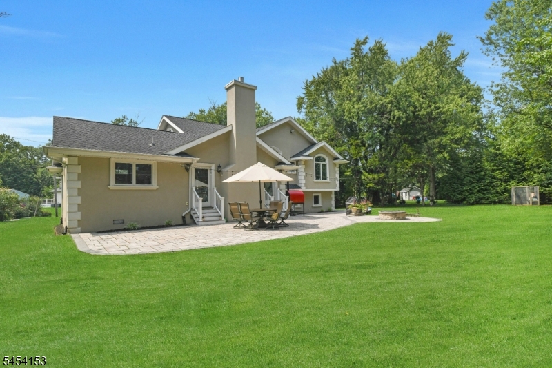 1253 Maple Hill Rd Property Photo 40