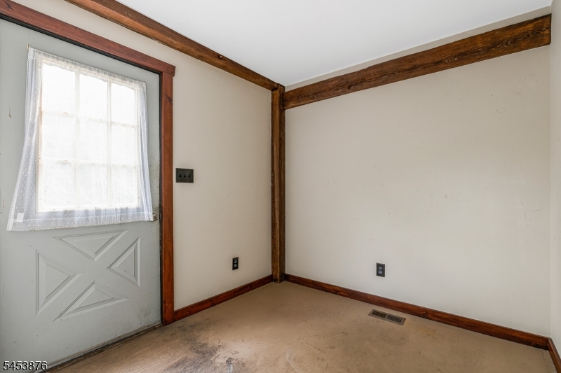 1570 Harbourton Rocktown Rd Property Photo 28