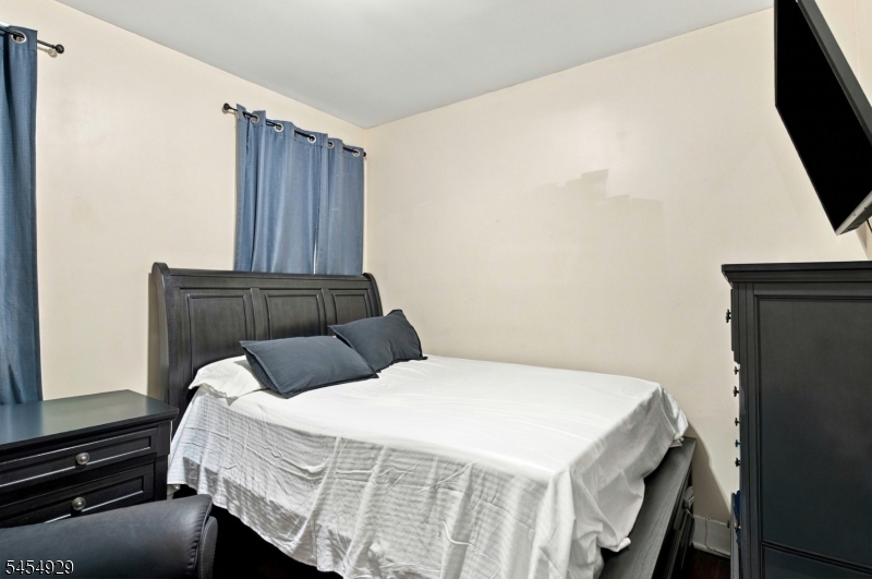 283 Smith St Property Photo 14