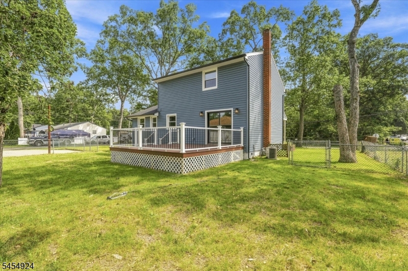 203 Arrabella Ave Property Photo 8