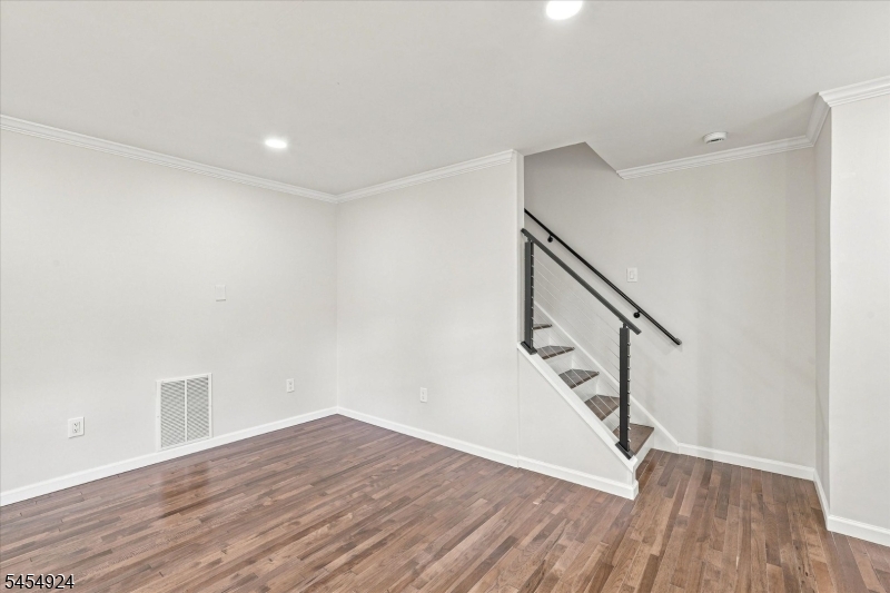 203 Arrabella Ave Property Photo 16