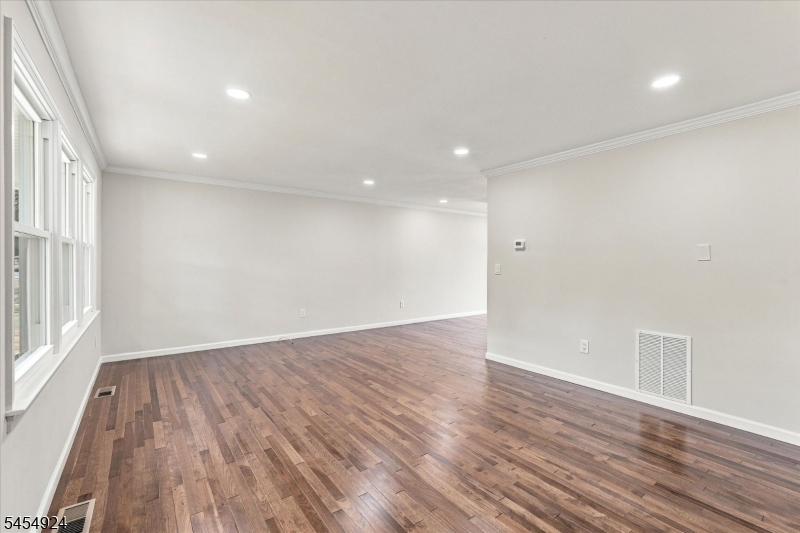 203 Arrabella Ave Property Photo 18