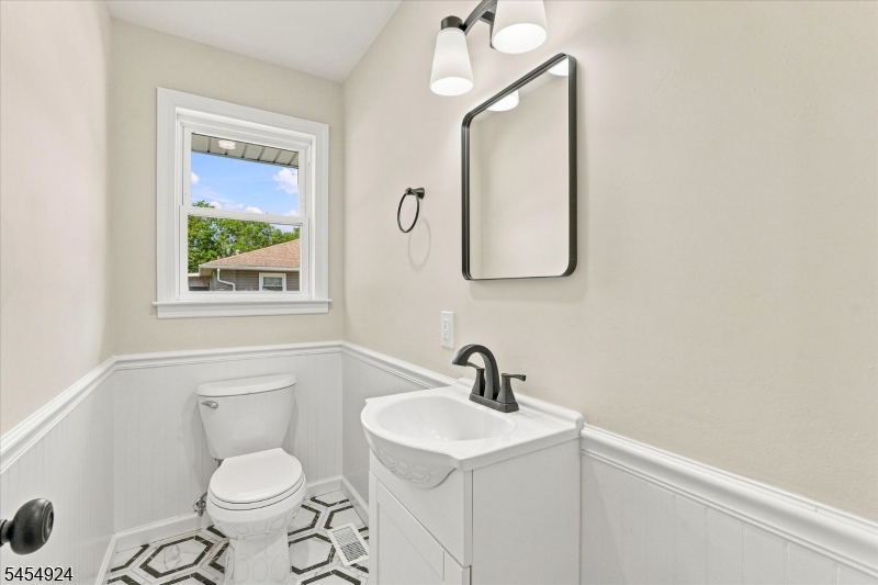 203 Arrabella Ave Property Photo 31