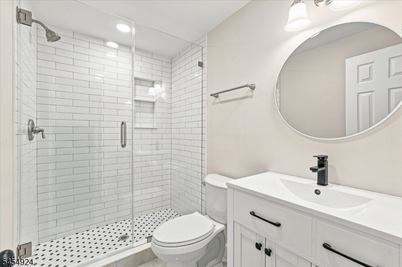 203 Arrabella Ave Property Photo 43