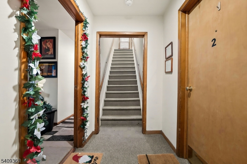194 Saddle River Rd Property Photo 9