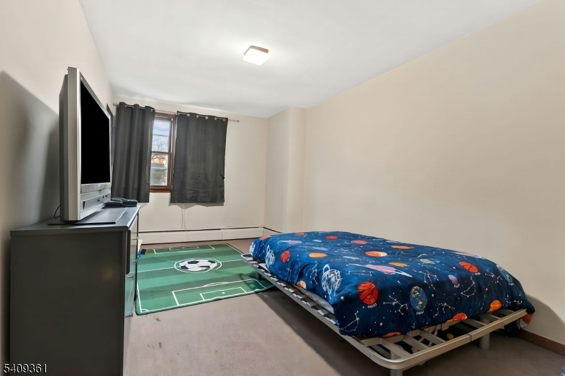 194 Saddle River Rd Property Photo 17