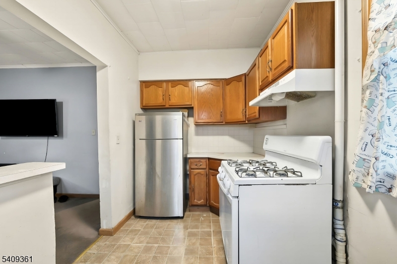 194 Saddle River Rd Property Photo 21