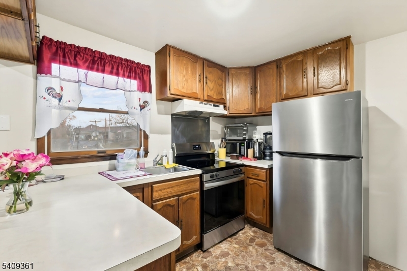 194 Saddle River Rd Property Photo 26