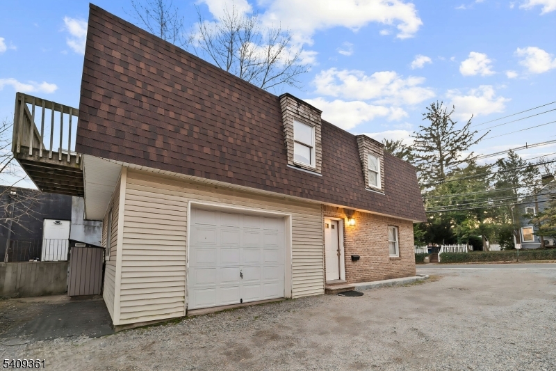 194 Saddle River Rd Property Photo 38
