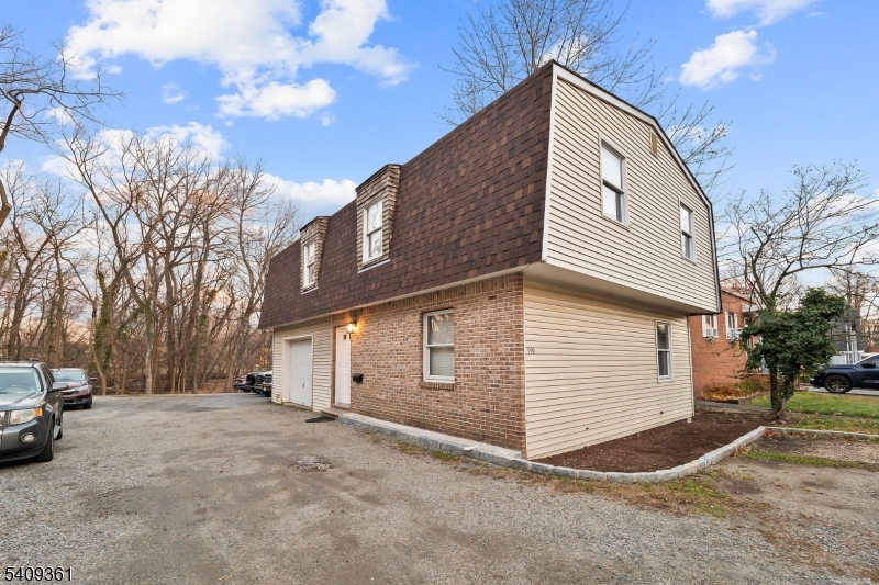 194 Saddle River Rd Property Photo 39