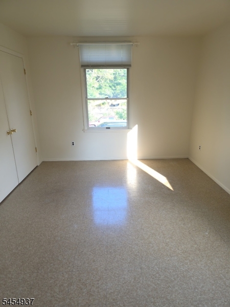 138 Ethel Ave Property Photo 9