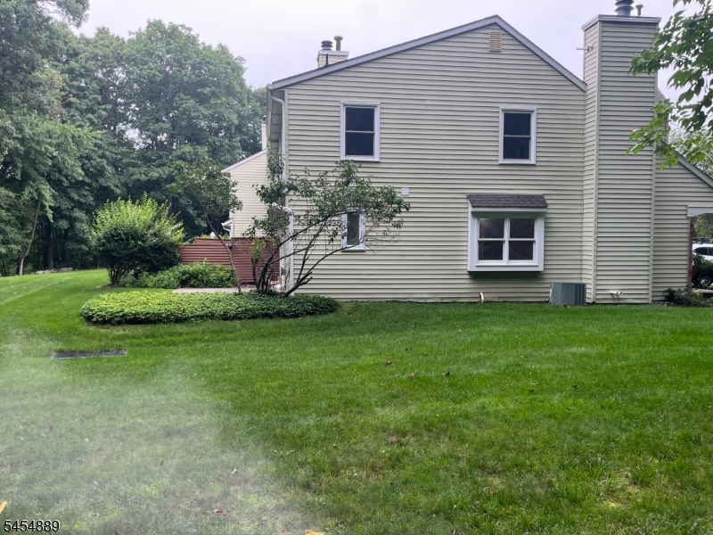 150 Saddleback Ct Property Photo 16