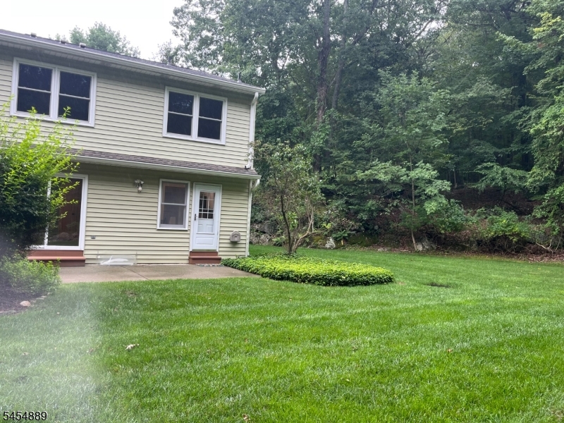 150 Saddleback Ct Property Photo 17
