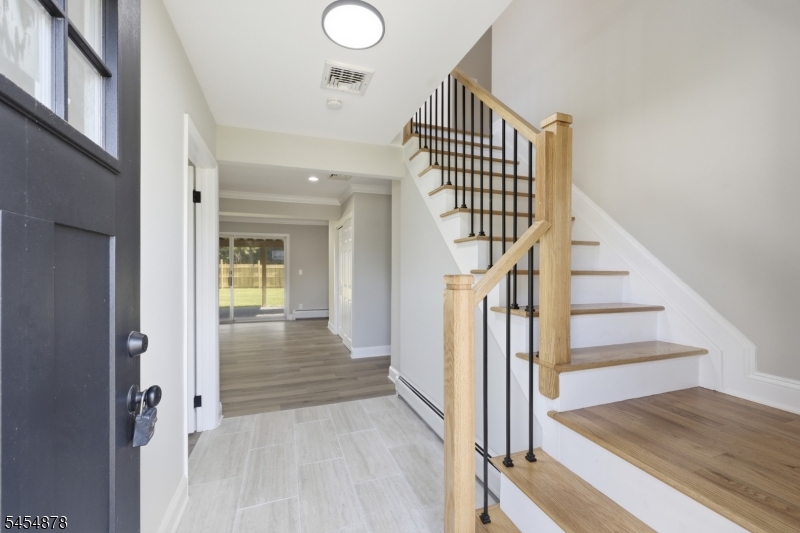 41 Baker St Property Photo 5