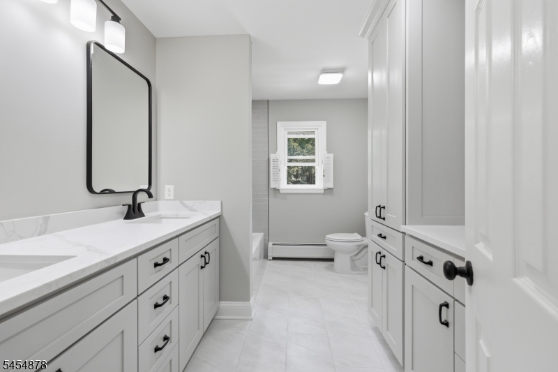 41 Baker St Property Photo 16