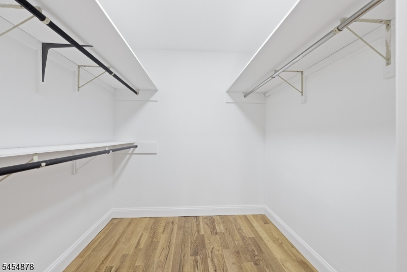 41 Baker St Property Photo 20