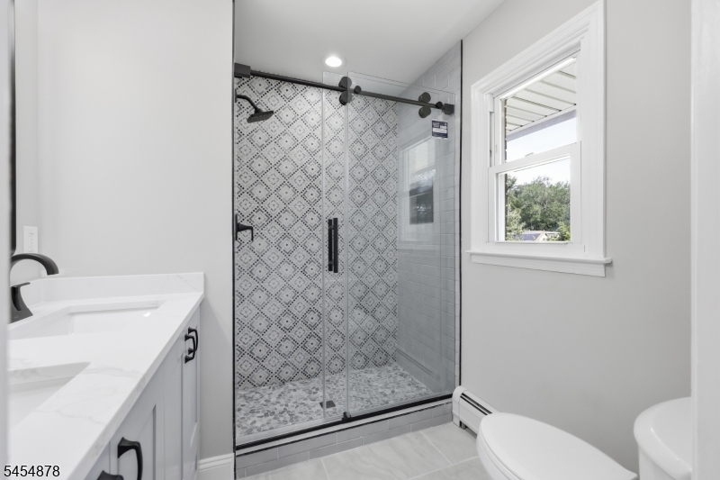 41 Baker St Property Photo 21