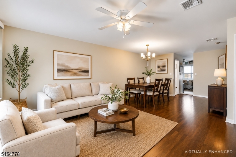 134 Boulevard 9 Property Photo 2