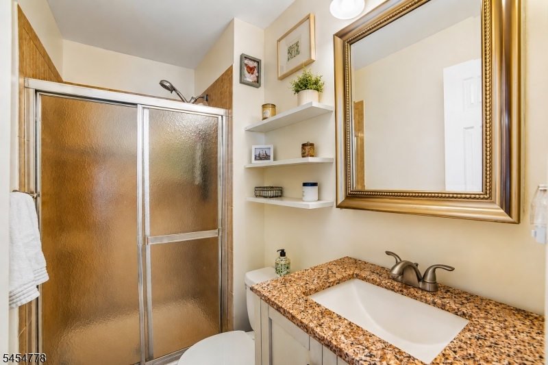 134 Boulevard 9 Property Photo 12