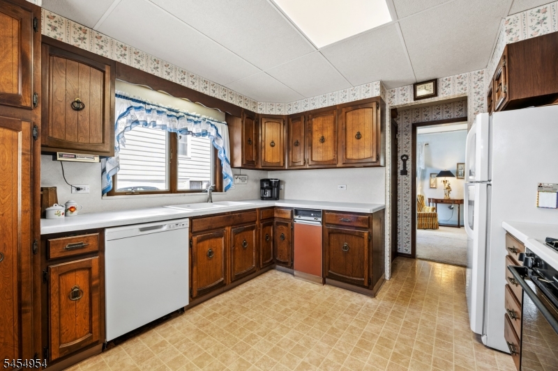 20 Woodside Ter Property Photo 20