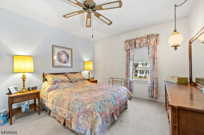 20 Woodside Ter Property Photo 23