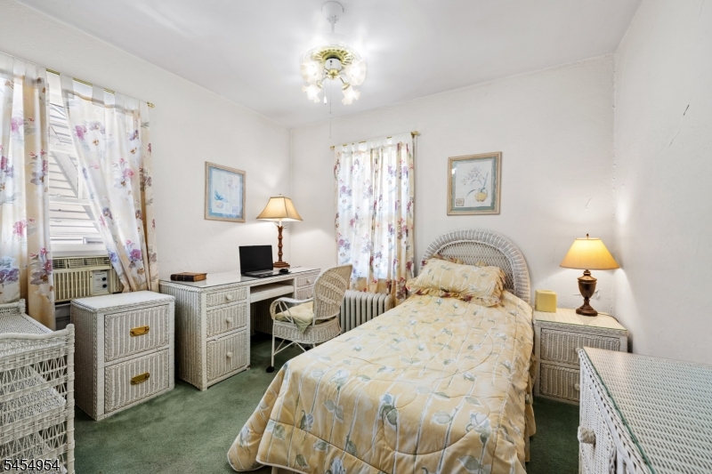 20 Woodside Ter Property Photo 28