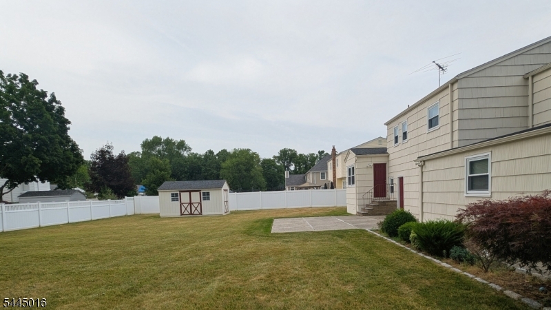 116 Stonehenge Ter Property Photo 23
