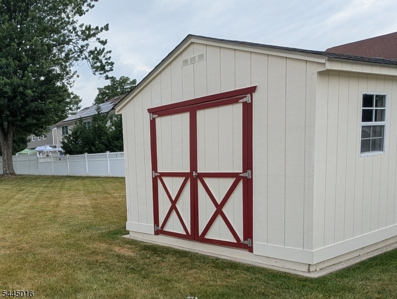 116 Stonehenge Ter Property Photo 27
