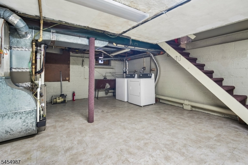 530 E Passaic Ave Property Photo 31