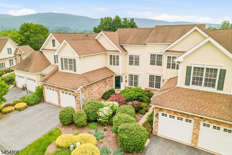 56 Briar Ct Property Photo 1