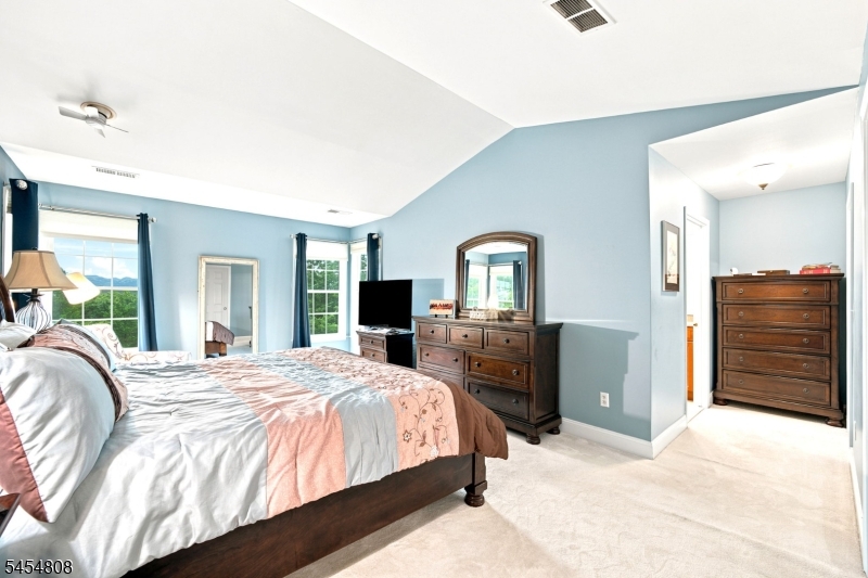 56 Briar Ct Property Photo 25