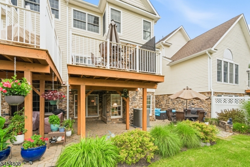 56 Briar Ct Property Photo 34