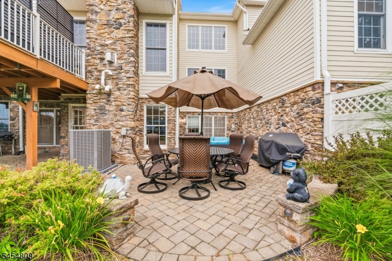 56 Briar Ct Property Photo 36