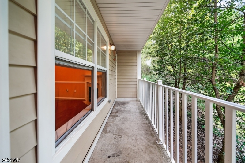 4 Springholm Drive Property Photo 3