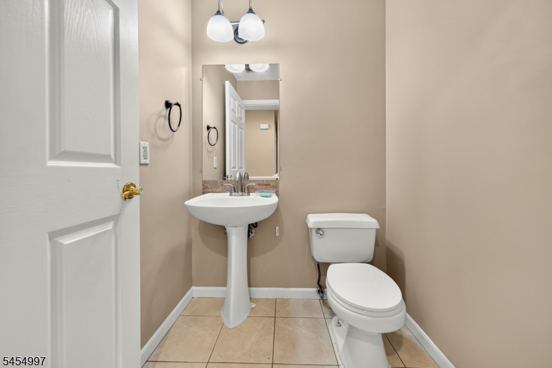 4 Springholm Drive Property Photo 5