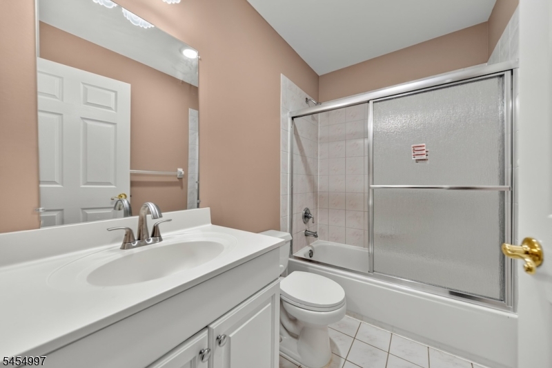 4 Springholm Drive Property Photo 12