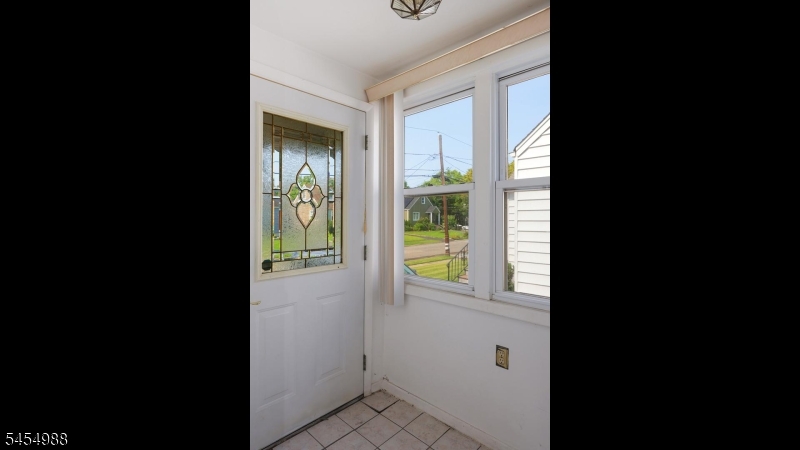 13 Macarthur Ave Property Photo 3