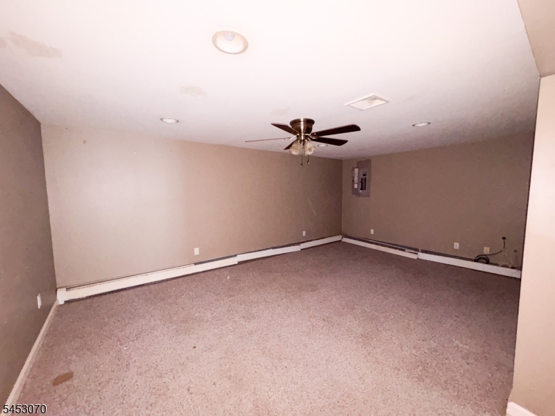 101 Winding Hill Rd Property Photo 16