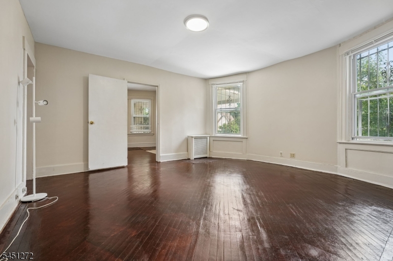14 Scheerer Ave Property Photo 10