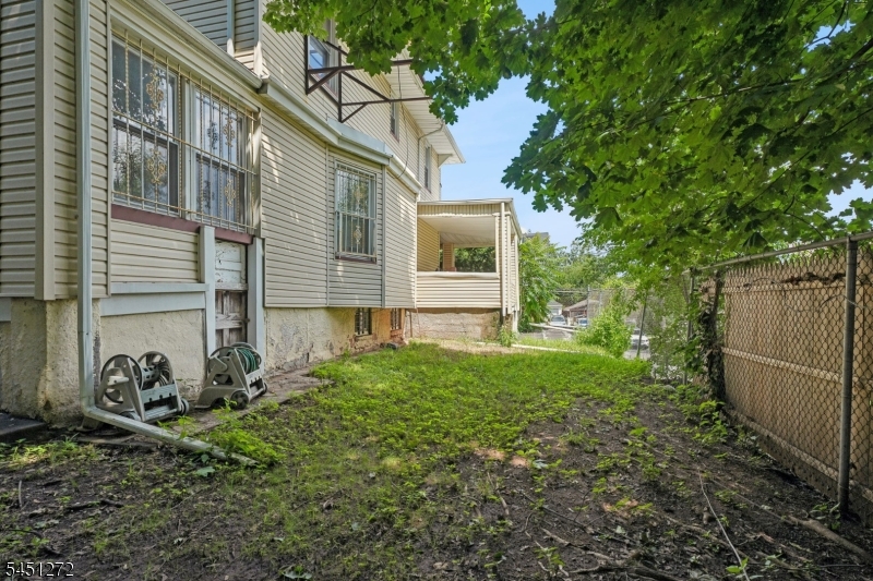 14 Scheerer Ave Property Photo 21