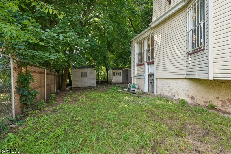 14 Scheerer Ave Property Photo 22