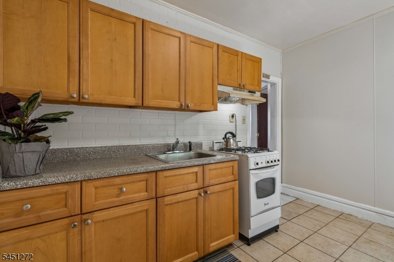 14 Scheerer Ave Property Photo 30