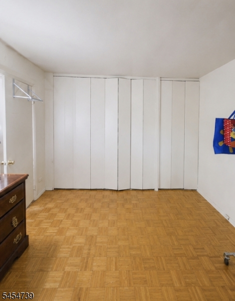 39 E 39th St M1 Property Photo 6