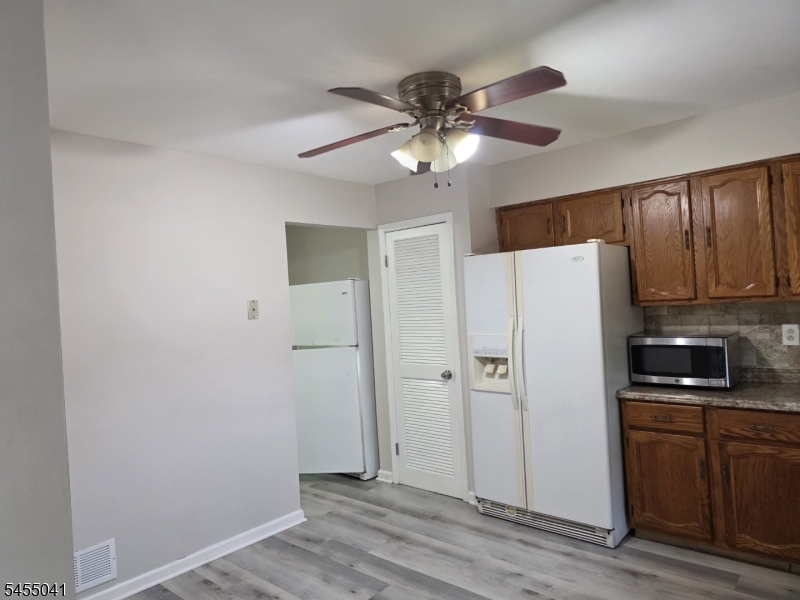 2803 Kent Pl Property Photo 4