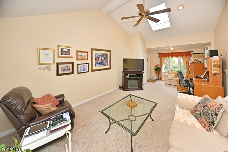 393 Gregory Rd Property Photo 12
