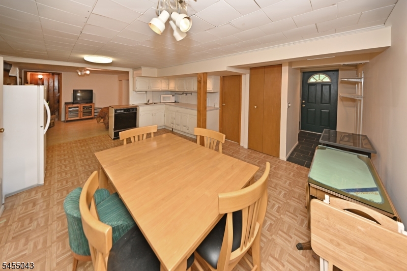 393 Gregory Rd Property Photo 18
