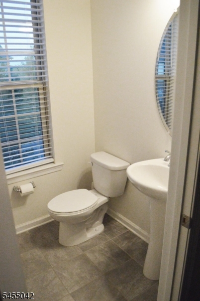 80 Albert Ct Property Photo 15